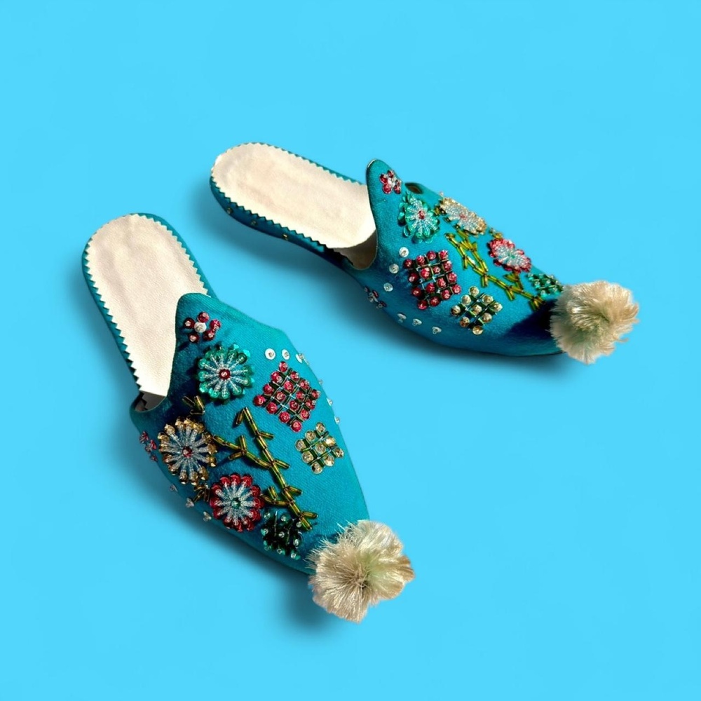 1960s Moroccan babouche turquoise mules Women’s size 6